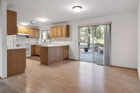 14570 Mountain View Loop, Sisters, OR 97759 photo 6