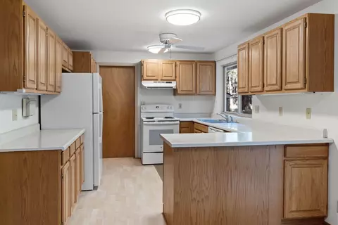 14570 Mountain View Loop, Sisters, OR 97759 photo 8