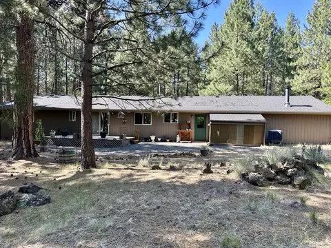 14570 Mountain View Loop, Sisters, OR 97759 photo 23