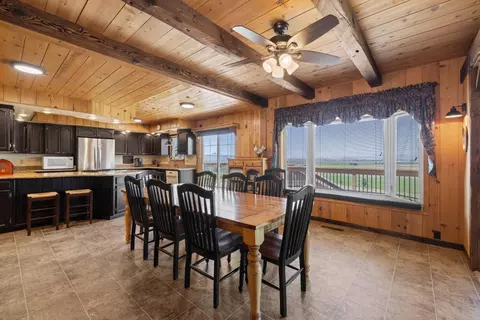 Dining - 18610 Taylor Rd, Merrill, OR 97633 photo 1 of 3