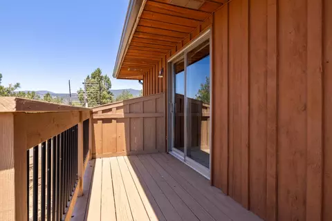 Exterior - 18610 Taylor Rd, Merrill, OR 97633 photo 9 of 19
