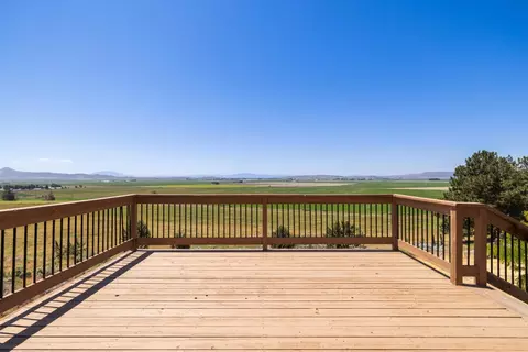 Exterior - 18610 Taylor Rd, Merrill, OR 97633 photo 6 of 19
