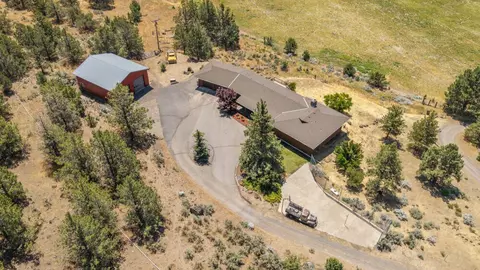 View/Area - 18610 Taylor Rd, Merrill, OR 97633 photo 5 of 6