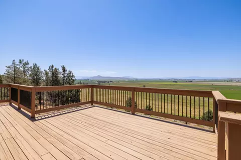 Exterior - 18610 Taylor Rd, Merrill, OR 97633 photo 7 of 19