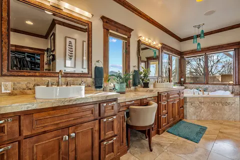 4425 Campbell Rd, Phoenix, OR 97535 photo 12