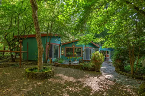 1160 Forest Creek Rd, Selma, OR 97538