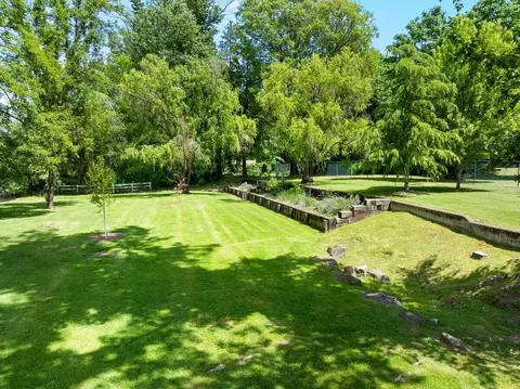 1427 Or-234, Eagle Point, OR 97524 photo 5