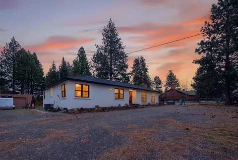 Exterior - 2170 NE 8th St, Bend, OR 97701 photo 3 of 16