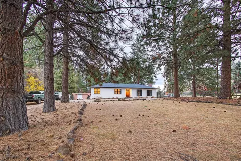 Exterior - 2170 NE 8th St, Bend, OR 97701 photo 6 of 16