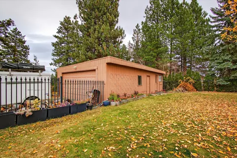 Exterior - 2170 NE 8th St, Bend, OR 97701 photo 8 of 16