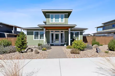 3511 SW 43rd St, Redmond, OR 97756