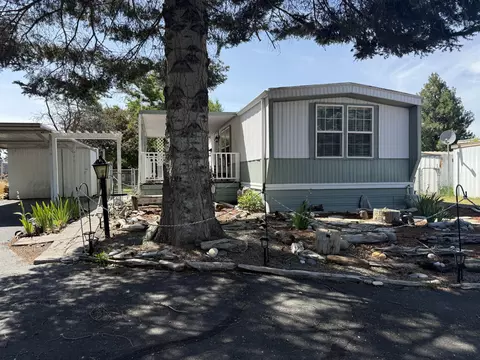 5602 Denver #8, Klamath Falls, OR 97603