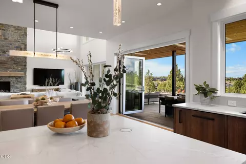 Kitchen - 19260 Christopher Ct, Bend, OR 97702 photo 2 of 6