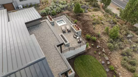 Exterior - 19260 Christopher Ct, Bend, OR 97702 photo 15 of 21