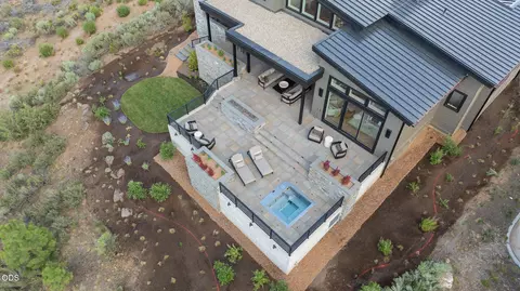 Exterior - 19260 Christopher Ct, Bend, OR 97702 photo 16 of 21