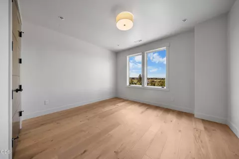 Bedroom - 19260 Christopher Ct, Bend, OR 97702 photo 5 of 9