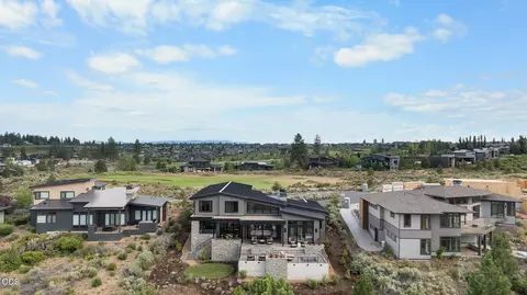 View/Area - 19260 Christopher Ct, Bend, OR 97702 photo 8 of 10