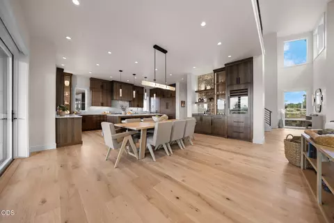 Dining - 19260 Christopher Ct, Bend, OR 97702 photo 3 of 4