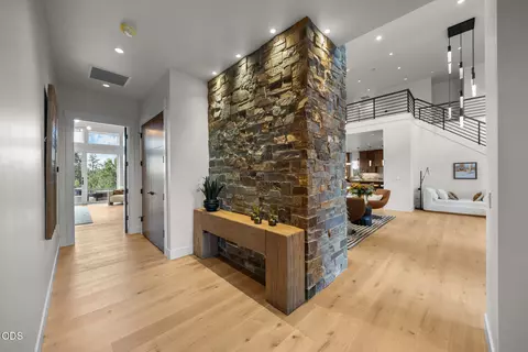 Entry Way - 19260 Christopher Ct, Bend, OR 97702 photo 1 of 7