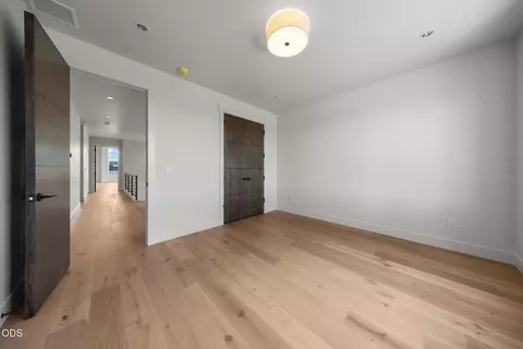 Bedroom - 19260 Christopher Ct, Bend, OR 97702 photo 6 of 9