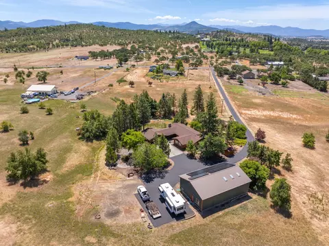 1159 Stevens Rd, Eagle Point, OR 97524 photo 59