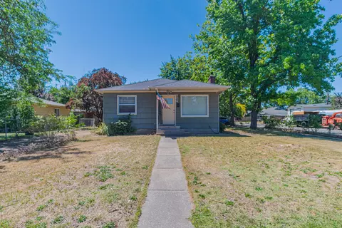 802 Grant Ave, Medford, OR 97501