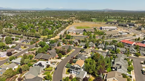 View/Area - 3144 NE Nathan Dr, Bend, OR 97701 photo 10 of 16