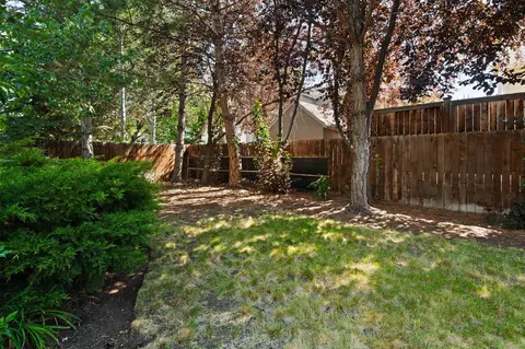 Exterior - 3144 NE Nathan Dr, Bend, OR 97701 photo 13 of 13