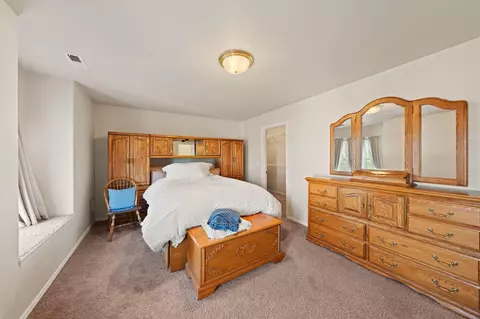 Bedroom - 3144 NE Nathan Dr, Bend, OR 97701 photo 2 of 5