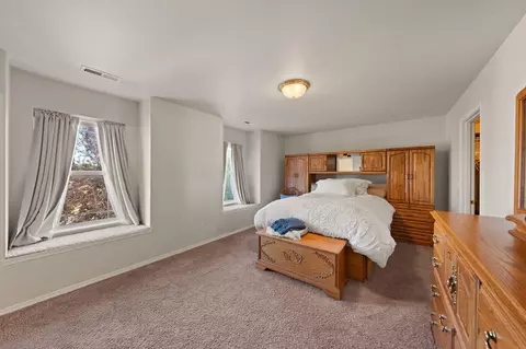 Bedroom - 3144 NE Nathan Dr, Bend, OR 97701 photo 1 of 5