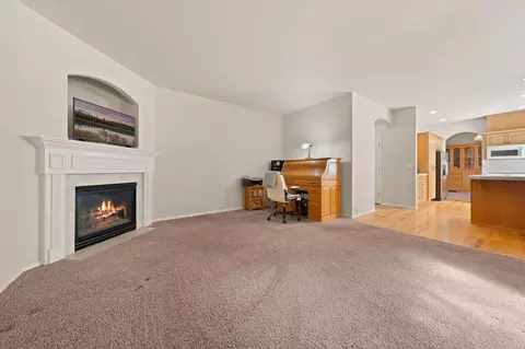 Living - 3144 NE Nathan Dr, Bend, OR 97701 photo 7 of 9