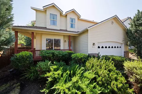 Exterior - 3144 NE Nathan Dr, Bend, OR 97701 photo 2 of 13