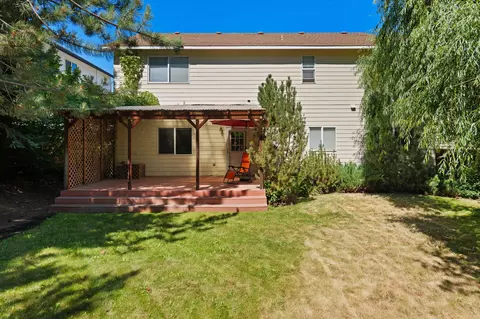 Exterior - 3144 NE Nathan Dr, Bend, OR 97701 photo 6 of 13