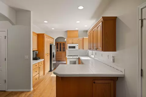 Kitchen - 3144 NE Nathan Dr, Bend, OR 97701 photo 2 of 4