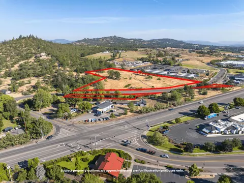 10569 Hannon Rd, Eagle Point, OR 97524