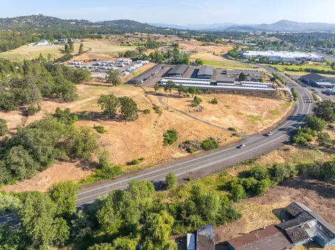 10569 Hannon Rd, Eagle Point, OR 97524 photo 10
