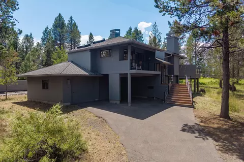 57723 Cherrywood Ln #2, Sunriver, OR 97707