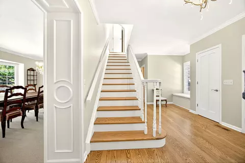 Entry Way - 357 Reiten Dr, Ashland, OR 97520 photo 8 of 8