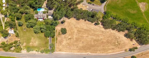 View/Area - 357 Reiten Dr, Ashland, OR 97520 photo 8 of 8