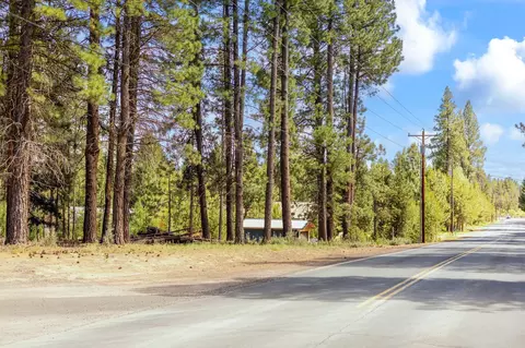 15505 Rim Dr, La Pine, OR 97739