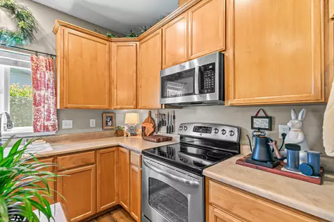 1071 Highlands Dr, Eagle Point, OR 97524 photo 14