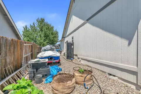 1071 Highlands Dr, Eagle Point, OR 97524 photo 29