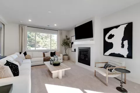 Living - 63234 Carly Ln, Bend, OR 97701 photo 2 of 2