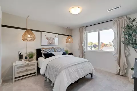 Bedroom - 63234 Carly Ln, Bend, OR 97701 photo 3 of 4