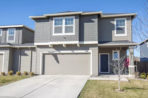 1221 NW Varnish Ave NW, Redmond, OR 97756
