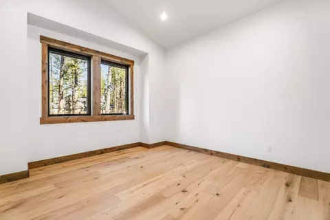 Bedroom - 17875 Preservation Loop #422, Bend, OR 97707 photo 8 of 13