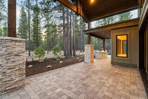 Exterior - 17875 Preservation Loop #422, Bend, OR 97707 photo 8 of 13