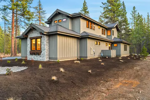 Exterior - 17875 Preservation Loop #422, Bend, OR 97707 photo 11 of 13