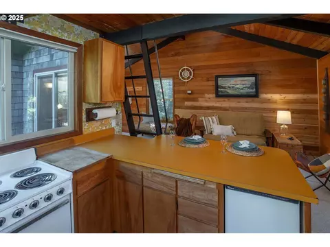 Kitchen - 88179 3rd Ave, Florence, OR 97439 photo 1 of 5