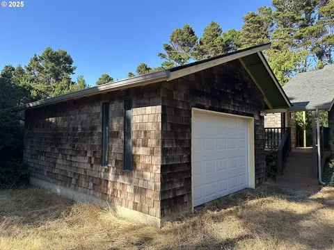 Other - 88179 3rd Ave, Florence, OR 97439 photo 6 of 11